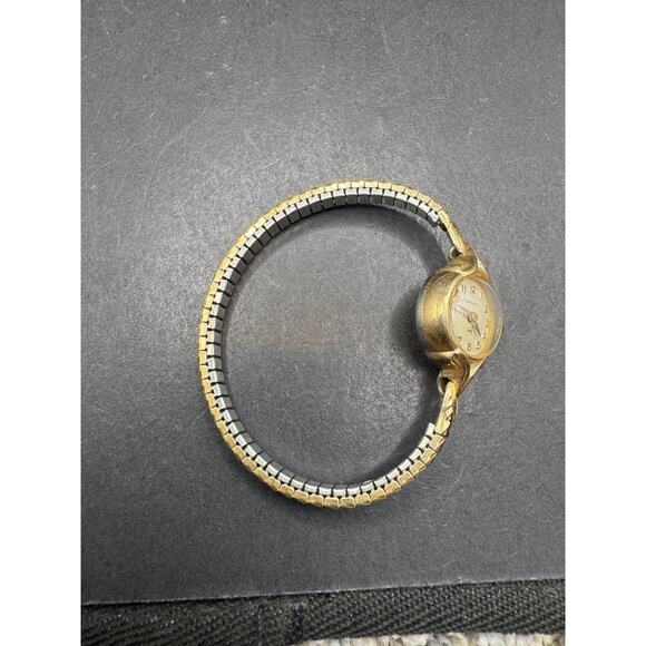 Vintage Ladies Hamilton 10K Rolled Gold Plated Bezel Classic Wrist Watch 15mm - Picture 2 of 7